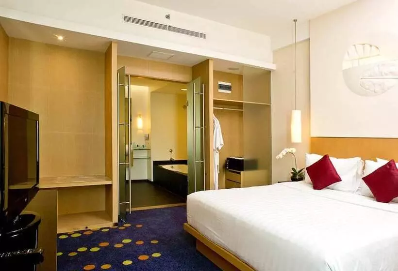 سوییت جونیور, Novotel Bandung