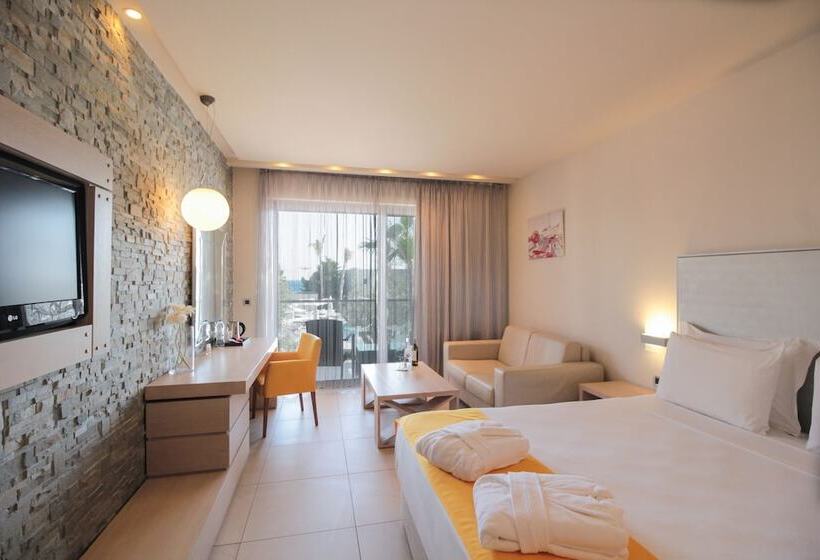 بانگلوی استاندارد, Port Royal Villas And Spa  Adults Only