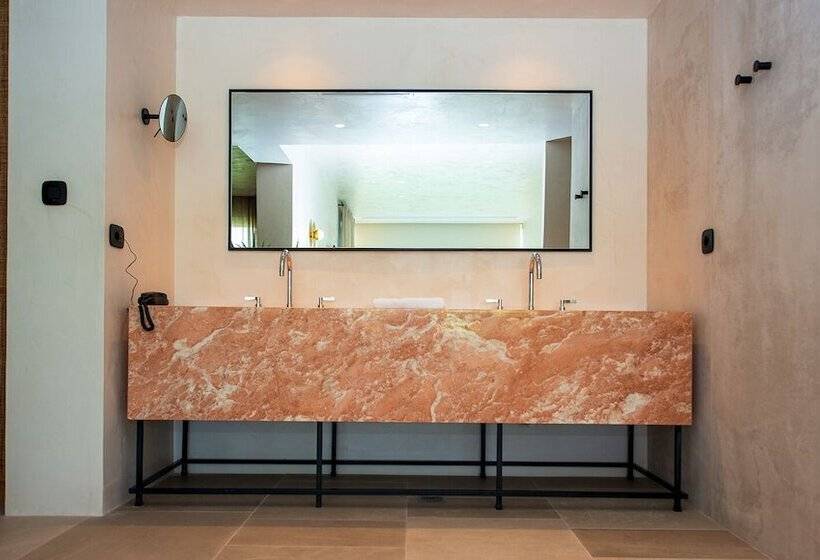 سوییت با چشم‌انداز دریا, Port Royal Villas And Spa  Adults Only