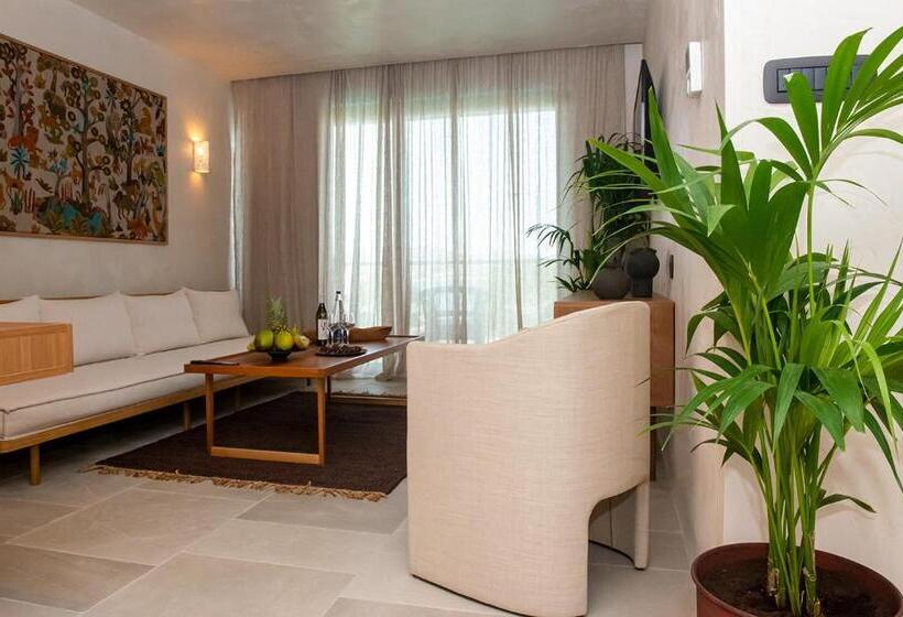 سوییت با چشم‌انداز استخر, Port Royal Villas And Spa  Adults Only