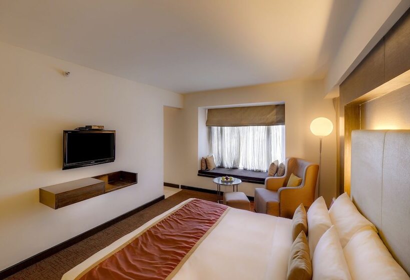 جناح, The Pride Hotel, Bangalore