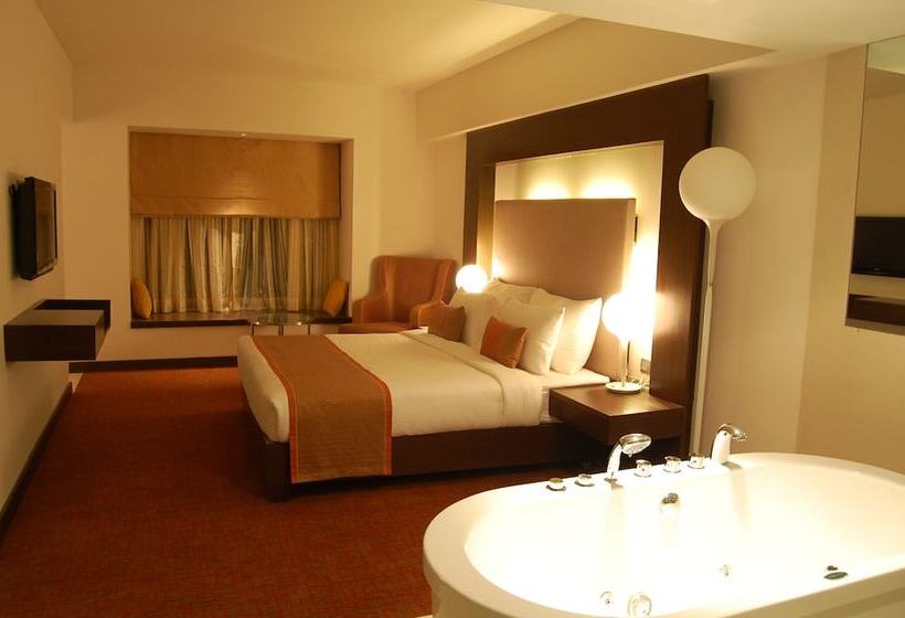 جناح, The Pride Hotel, Bangalore