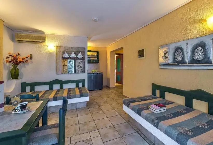 آپارتمان 1 خوابه, Castle Suites