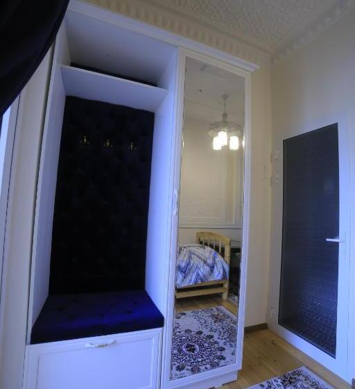 اتاق استاندارد, Hanifa