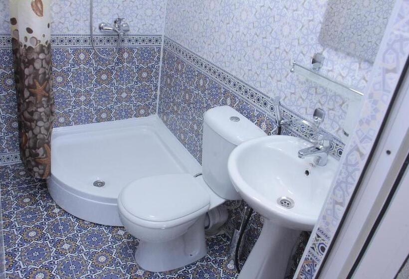 اتاق استاندارد, Hanifa