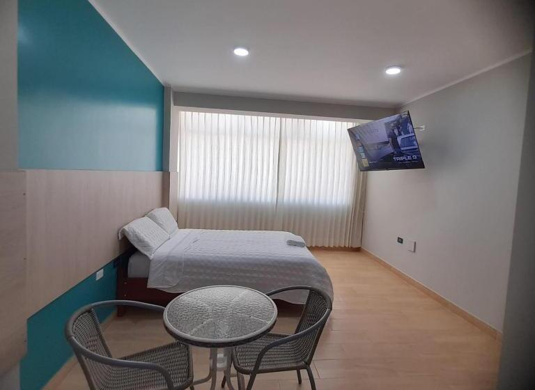 اتاق لوکس, Hostal Terraoro