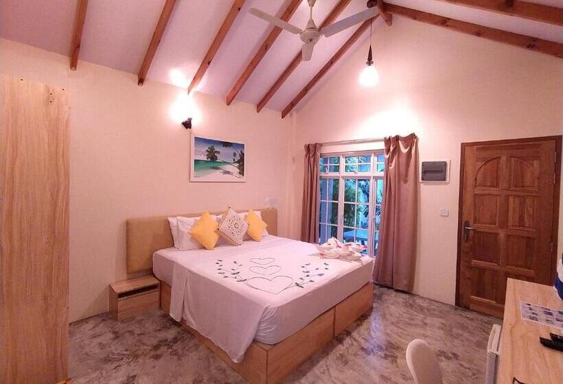 اتاق استاندارد با چشم‌انداز باغ, Manta Stay Thoddoo, Maldives