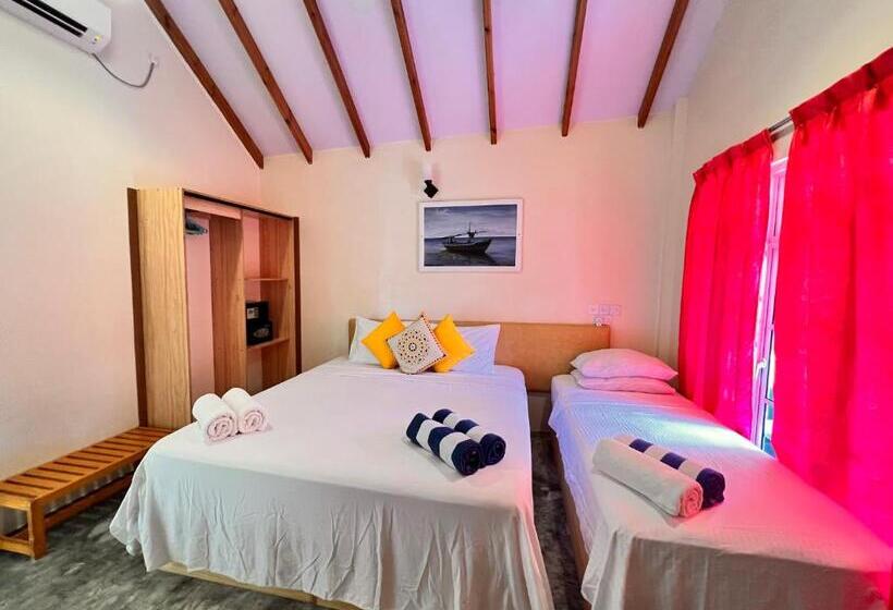 اتاق استاندارد با چشم‌انداز باغ, Manta Stay Thoddoo, Maldives