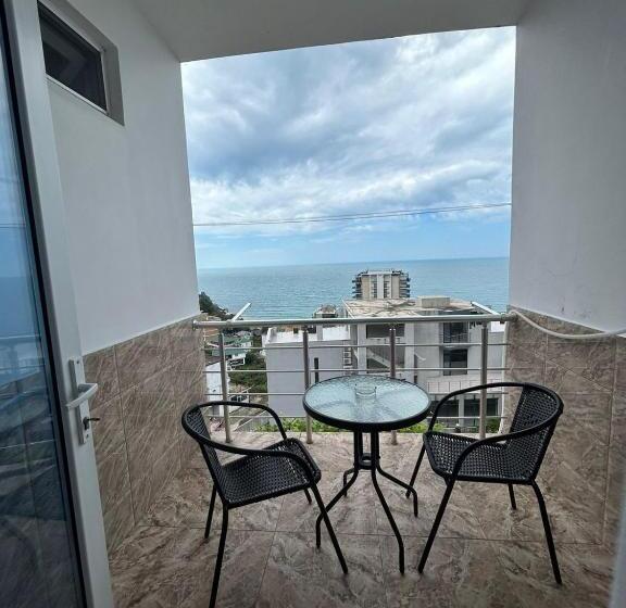 Triple Room Sea View, My House Kvariati