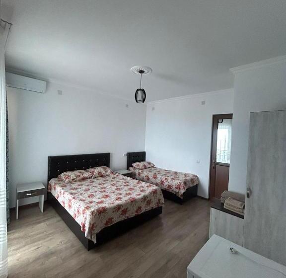 Triple Room Sea View, My House Kvariati