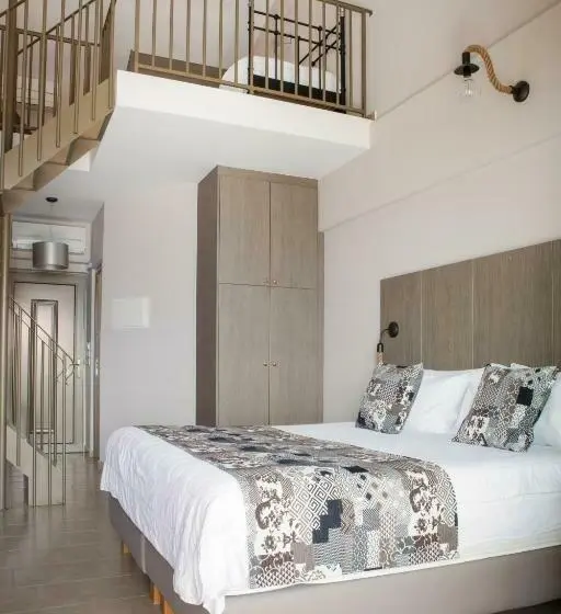 ジュニアスイート, Royalty Suites Seaside