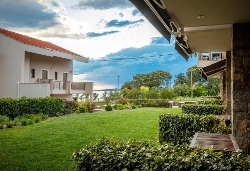 Студия Стандарт, Royalty Suites Seaside