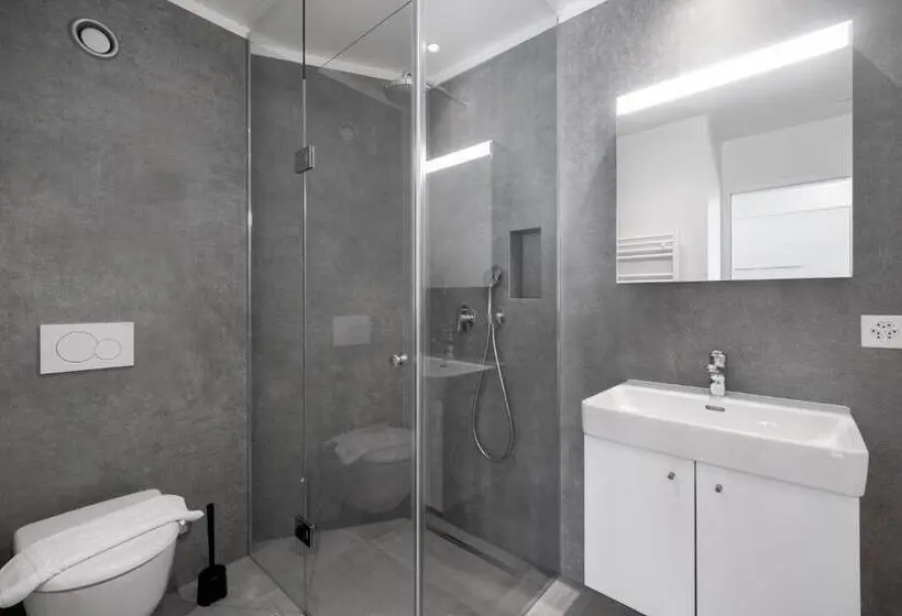 استودیوی استاندارد, The Studios Montreux Swiss Hotel Apartments