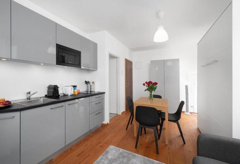 标准工作室, The Studios Montreux   Swiss Hotel Apartments