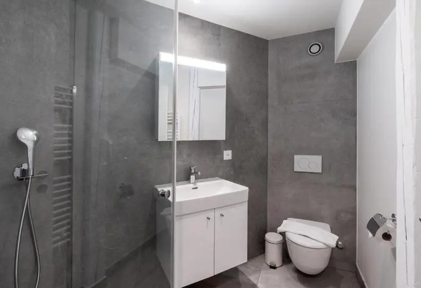 استودیوی سوپریور, The Studios Montreux Swiss Hotel Apartments
