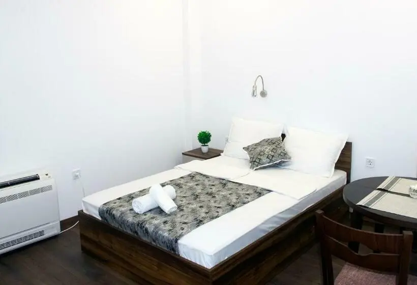 スタンダードルーム, Stenso Rooms