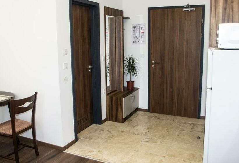 스탠다드 룸, Stenso Rooms