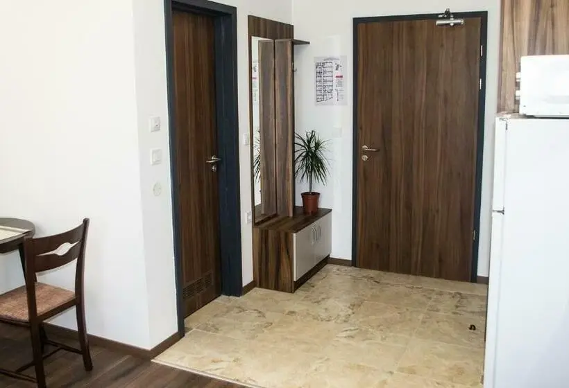 スタンダードルーム, Stenso Rooms