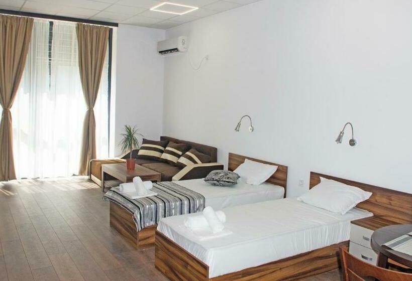 豪华家庭房间, Stenso Rooms