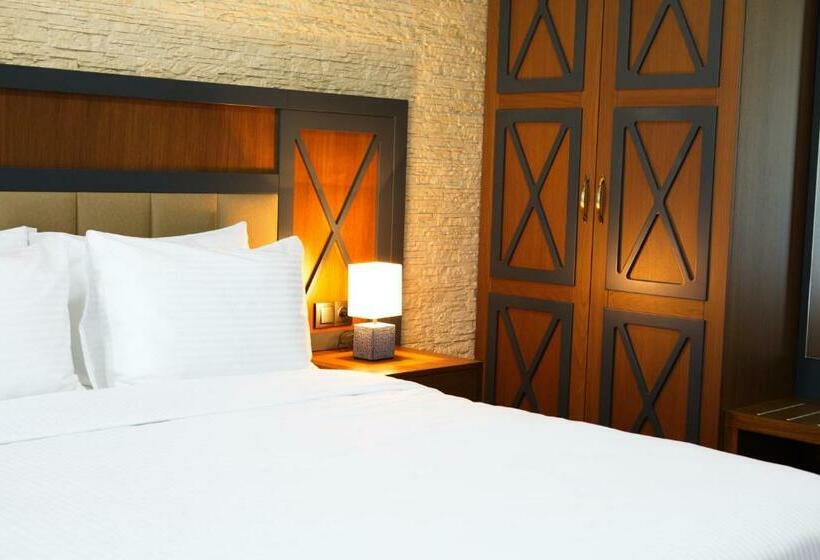 חדר סופריור, Chateau Kvirike