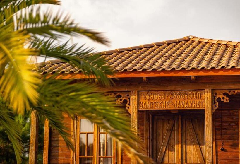 בקתת סופריור בת חדר 1, Chateau Kvirike