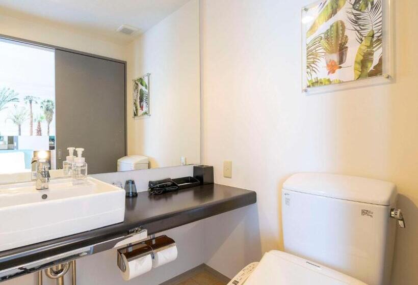 اتاق استاندارد, Comfort Inn Naha Tomari Port