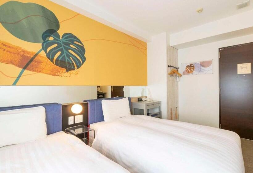 غرفة إقتصادية, Comfort Inn Naha Tomari Port