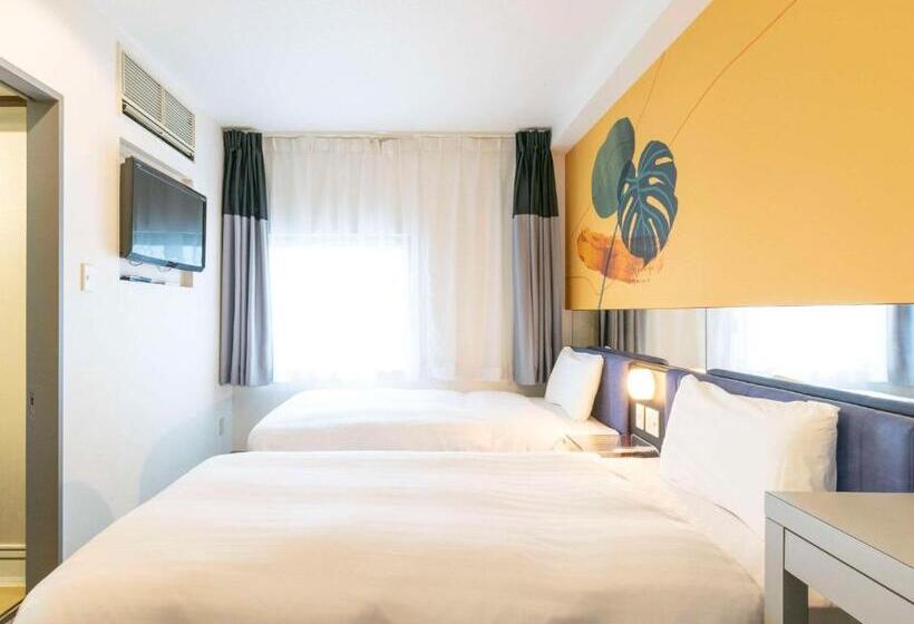 اتاق اکونومی, Comfort Inn Naha Tomari Port