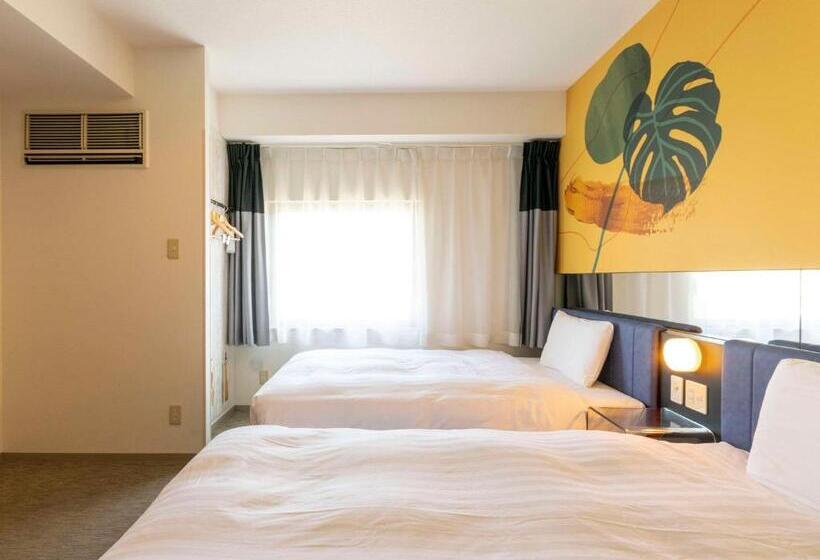 Номер Стандарт, Comfort Inn Naha Tomari Port