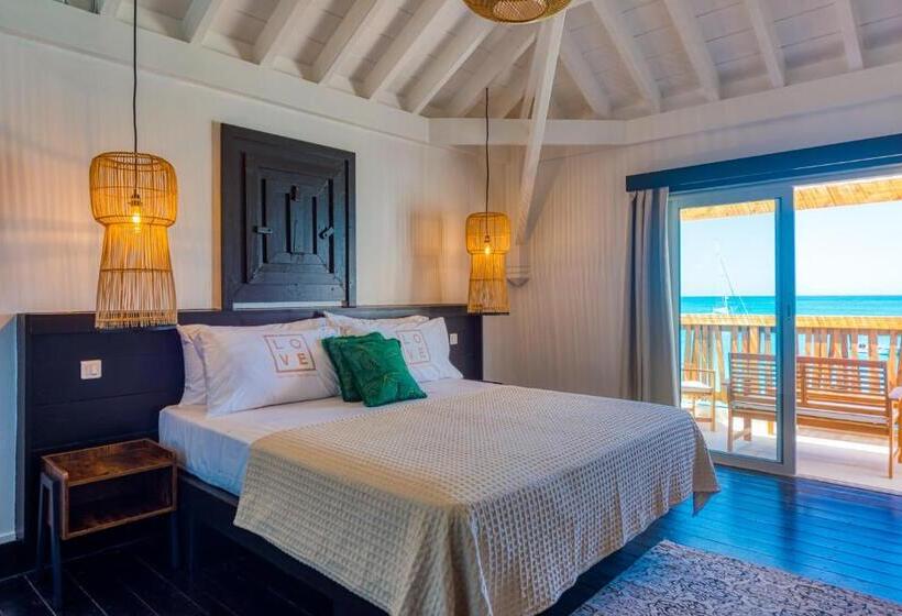 اتاق استاندارد با بالکن و چشمانداز دریا, Love Boutique