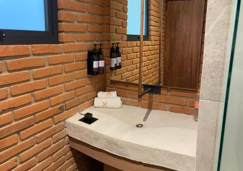 اتاق سوپریور, Oxú Solo Adultos