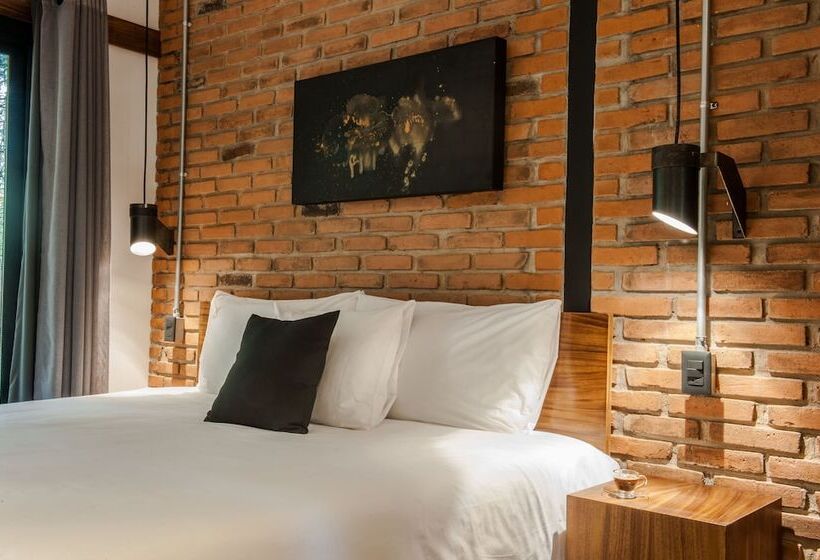 اتاق سوپریور, Oxú Solo Adultos