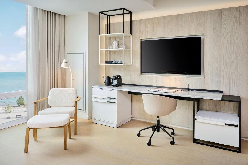 스탠다드 스튜디오 킹침대, The Pearle Hotel & Spa, Autograph Collection