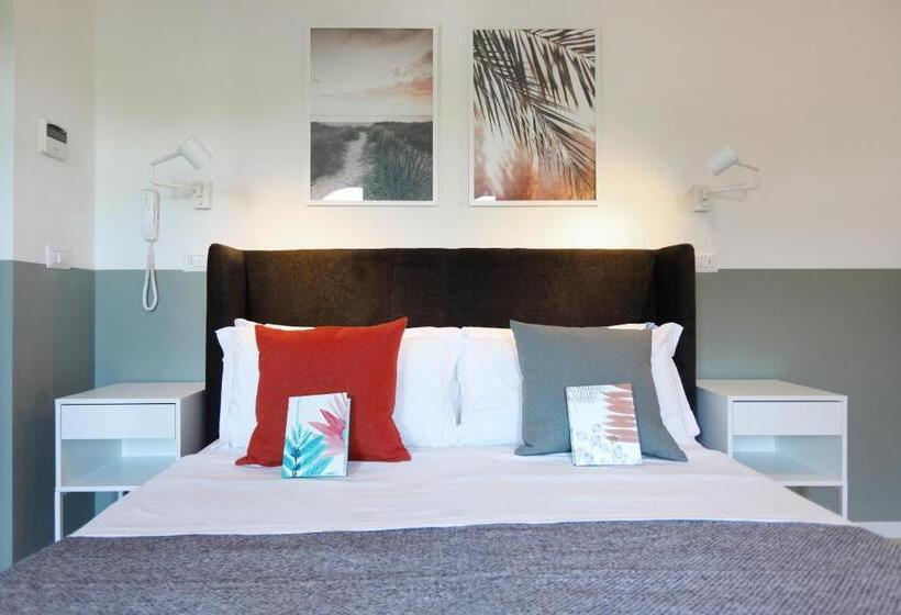 اتاق لوکس چهار تخته, Villa Elprado