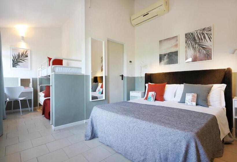 اتاق لوکس چهار تخته, Villa Elprado