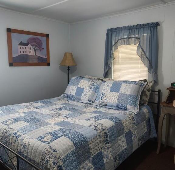 غرفة قياسية, Serenity Motel