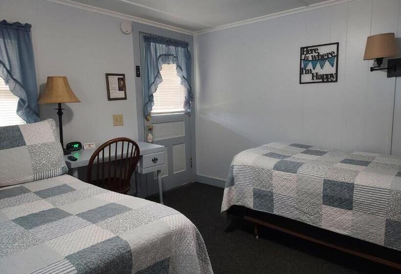 Трехместный Номер Классика, Serenity Motel