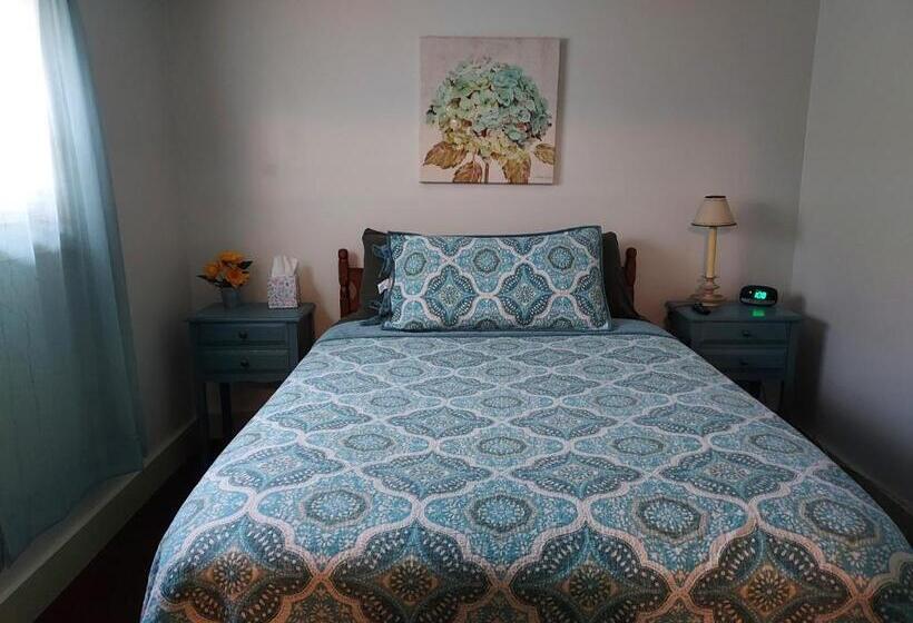 جناح ديلوكس, Serenity Motel