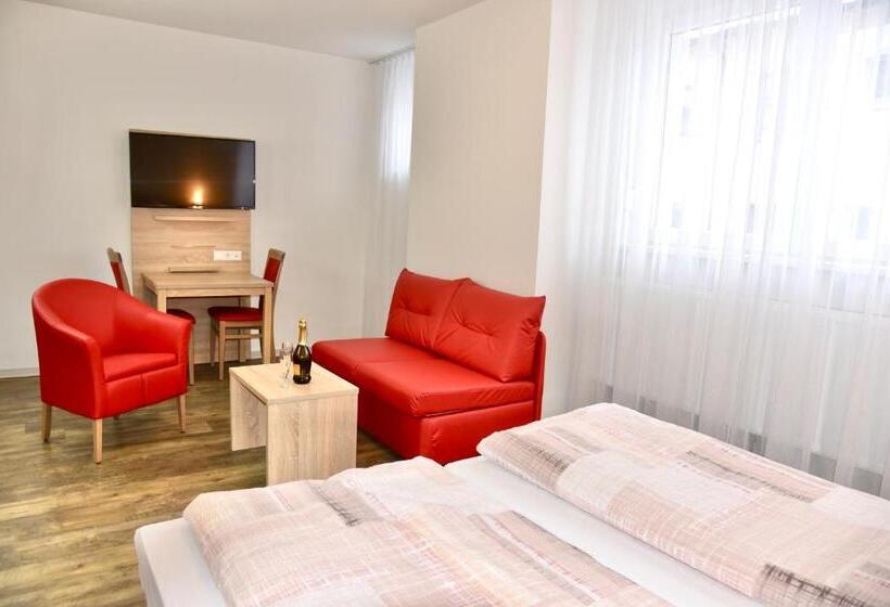 Quarto Estandar, Da Sabino