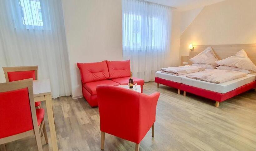 Quarto Triplo Estandar, Da Sabino