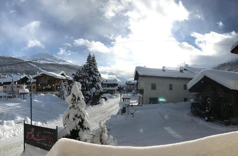 غرفة قياسية مزوَّدة بشُرفة, Garni La Casetta