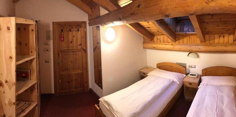 غرفة دور أخير, Garni La Casetta