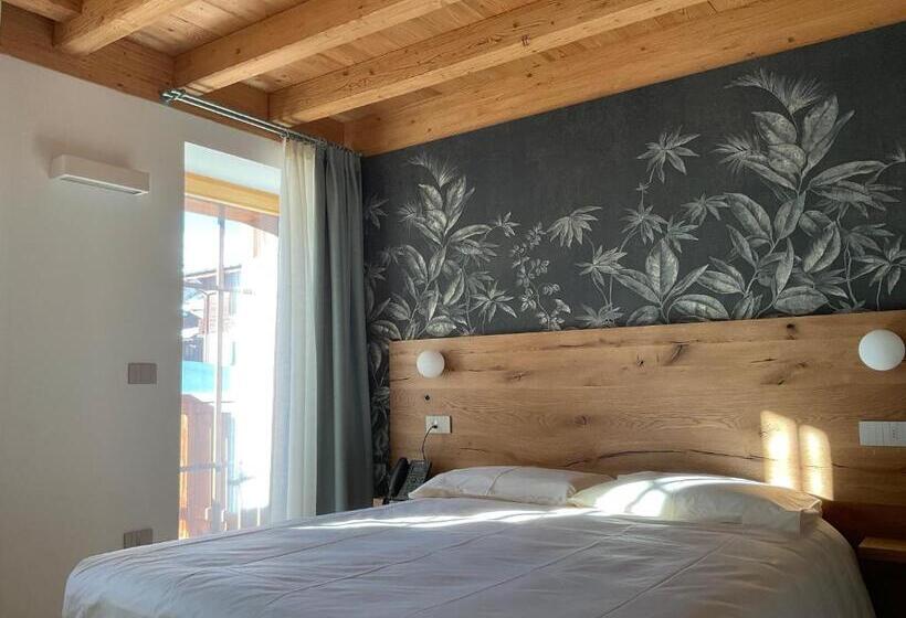 غرفة قياسية مزوَّدة بشُرفة, Garni La Casetta