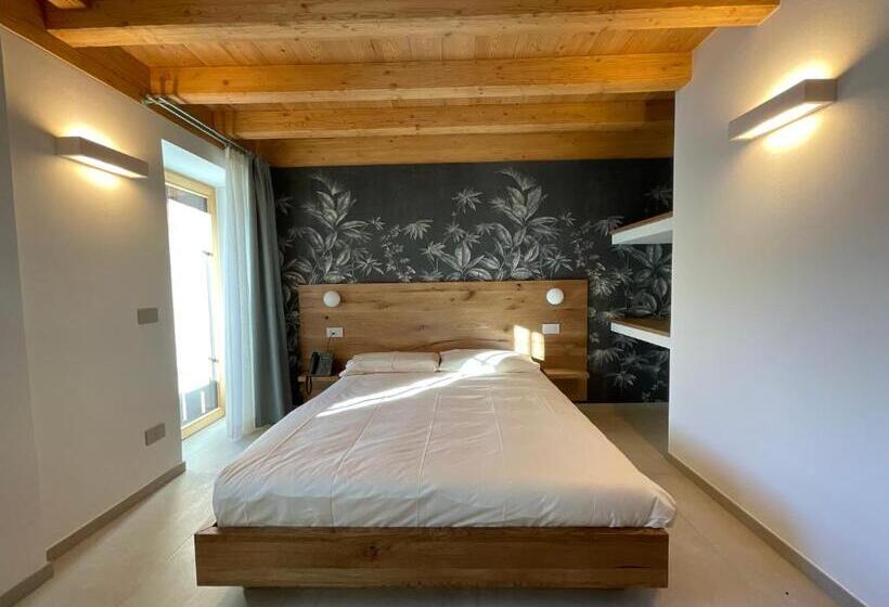 غرفة قياسية مزوَّدة بشُرفة, Garni La Casetta