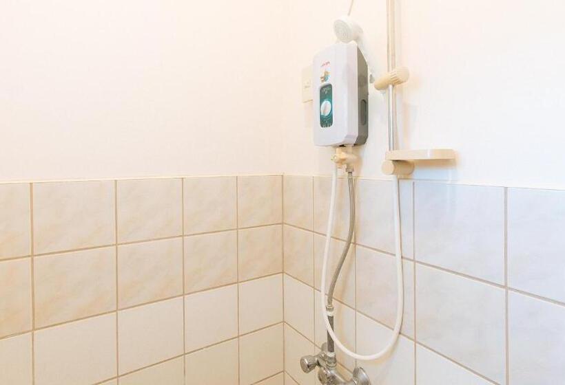 غرفة قياسية, Reddoorz Hostel At Megans Paradisio Beach Resort