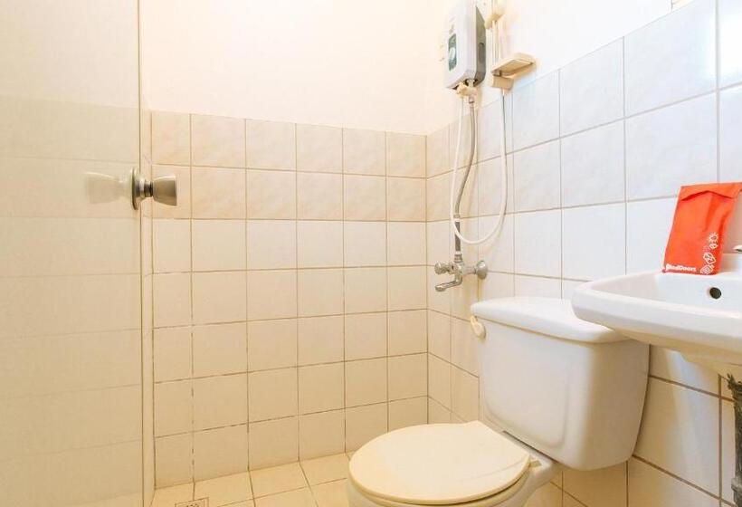 جناح عائلي, Reddoorz Hostel At Megans Paradisio Beach Resort