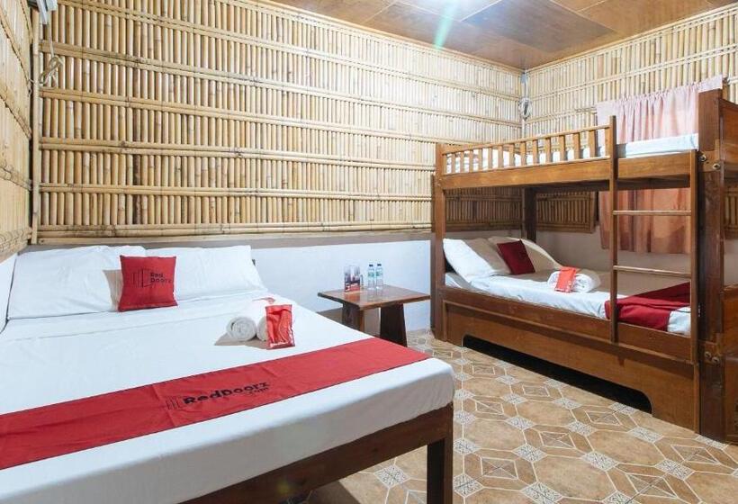 جناح عائلي, Reddoorz Hostel At Megans Paradisio Beach Resort
