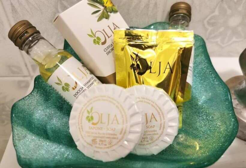 اتاق لوکس, Tea Praia A Mare