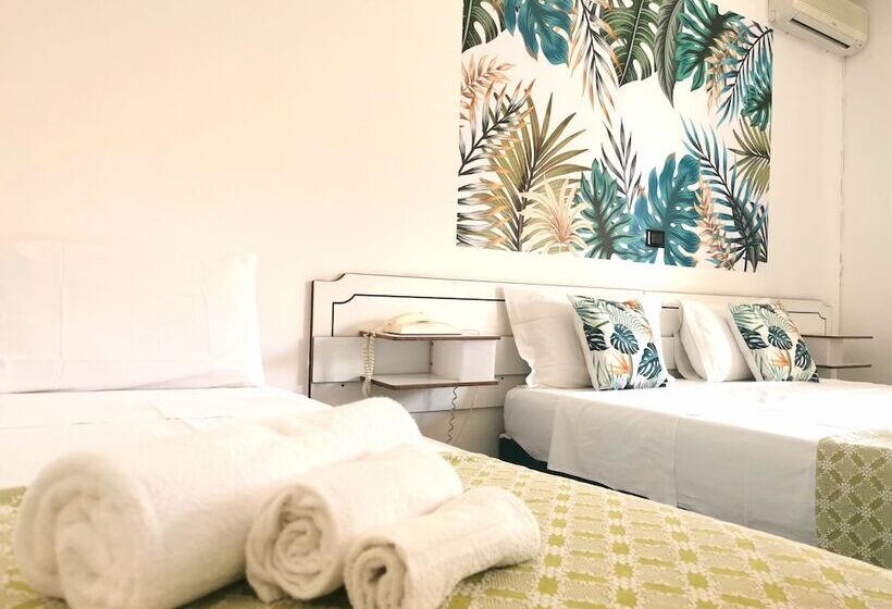 Economy Triple Room, Tea Praia A Mare