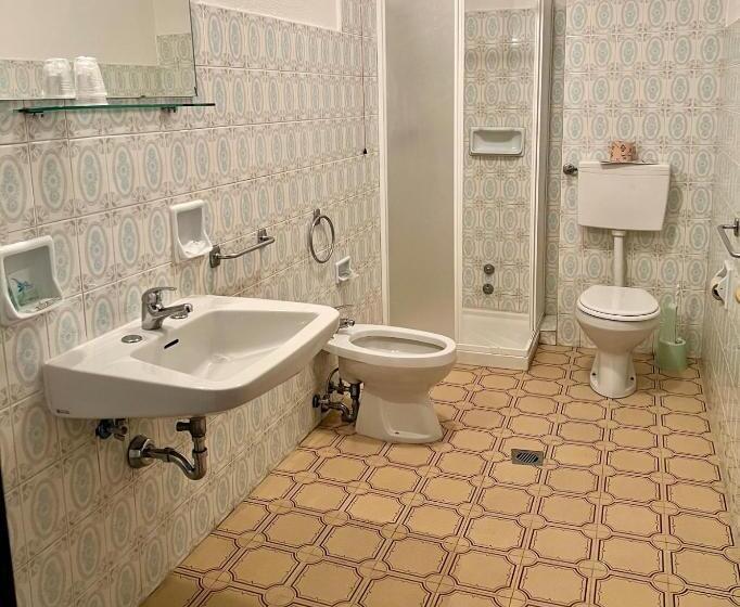 اتاق استاندارد, Tea Praia A Mare